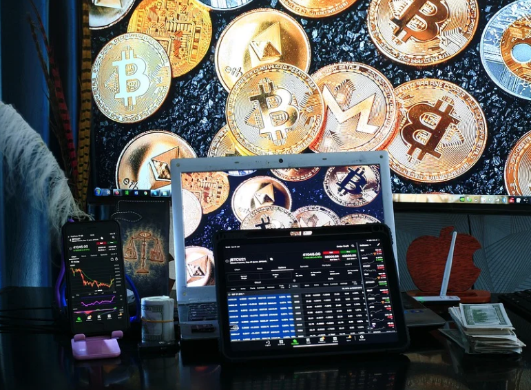  An upstate assemblywoman is battling bitcoin advocates as she defends a measure that would impose a two-year embargo on crypto mining in New York.